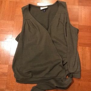 Universal Thread Tank